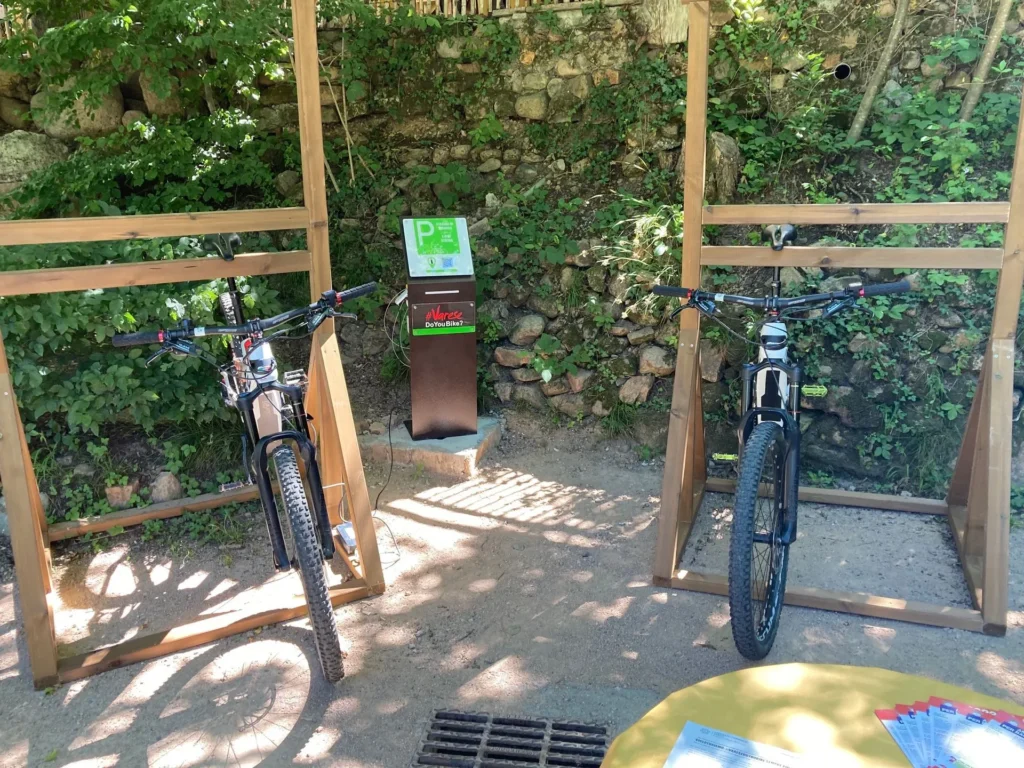 totem per ricarica bici elettriche