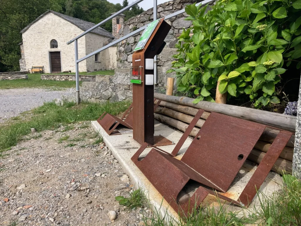 totem per ricarica bici elettriche